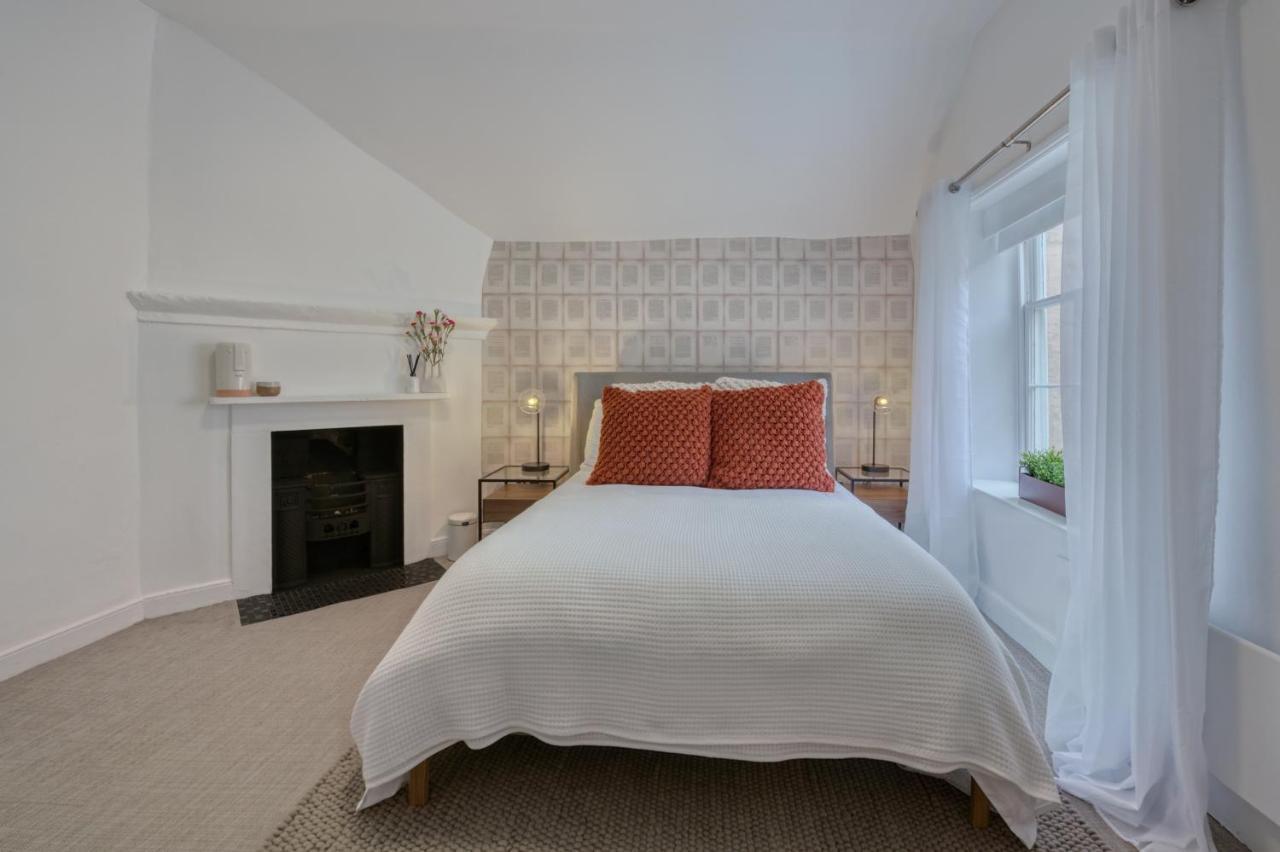 Beautiful Apartment On The Historic Rows Chester Kültér fotó