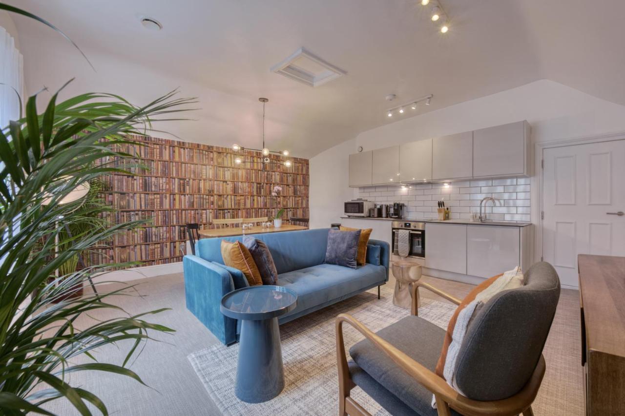 Beautiful Apartment On The Historic Rows Chester Kültér fotó
